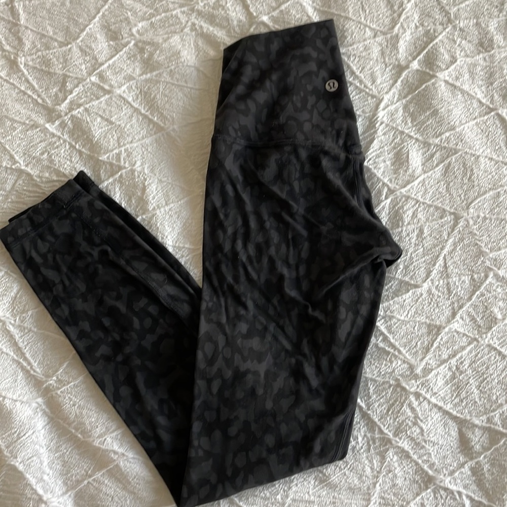 SOLD lululemon align 25”